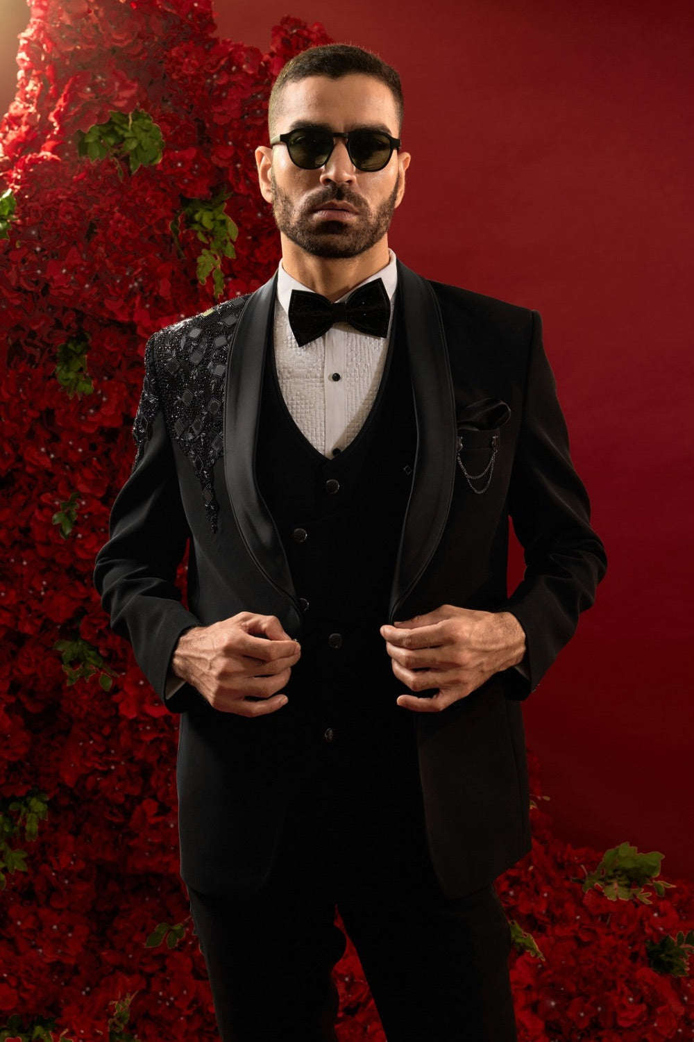 Black Silk Suit Set With Hand And Machine Work