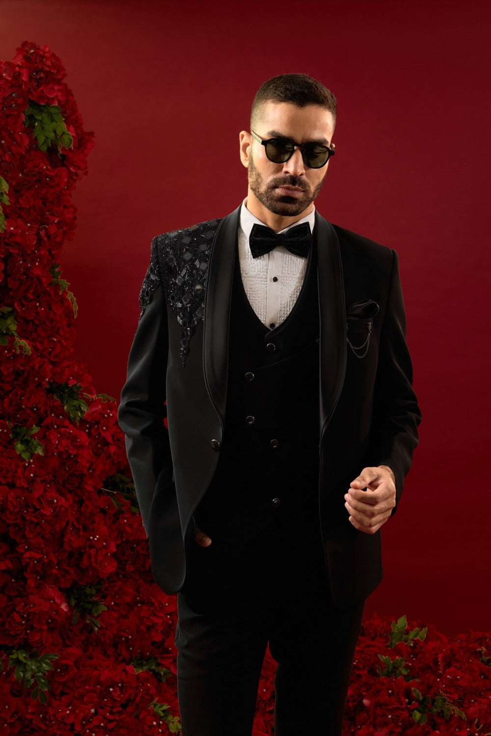 Black Silk Suit Set With Hand And Machine Work