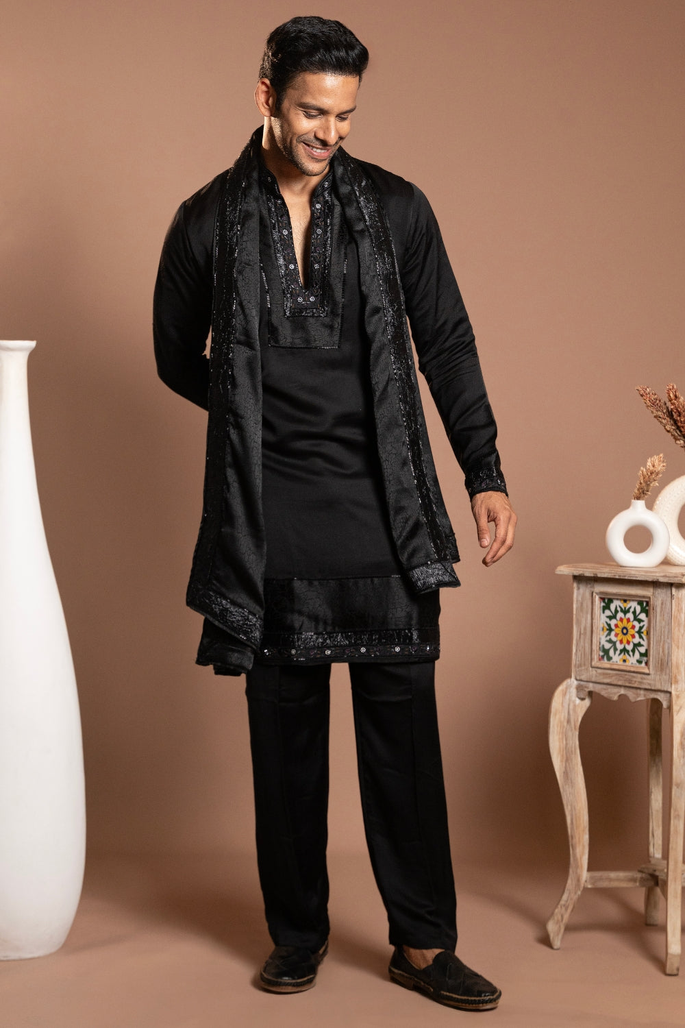 Black Satin Linen Kurta Set With Stone And Cutdana Work