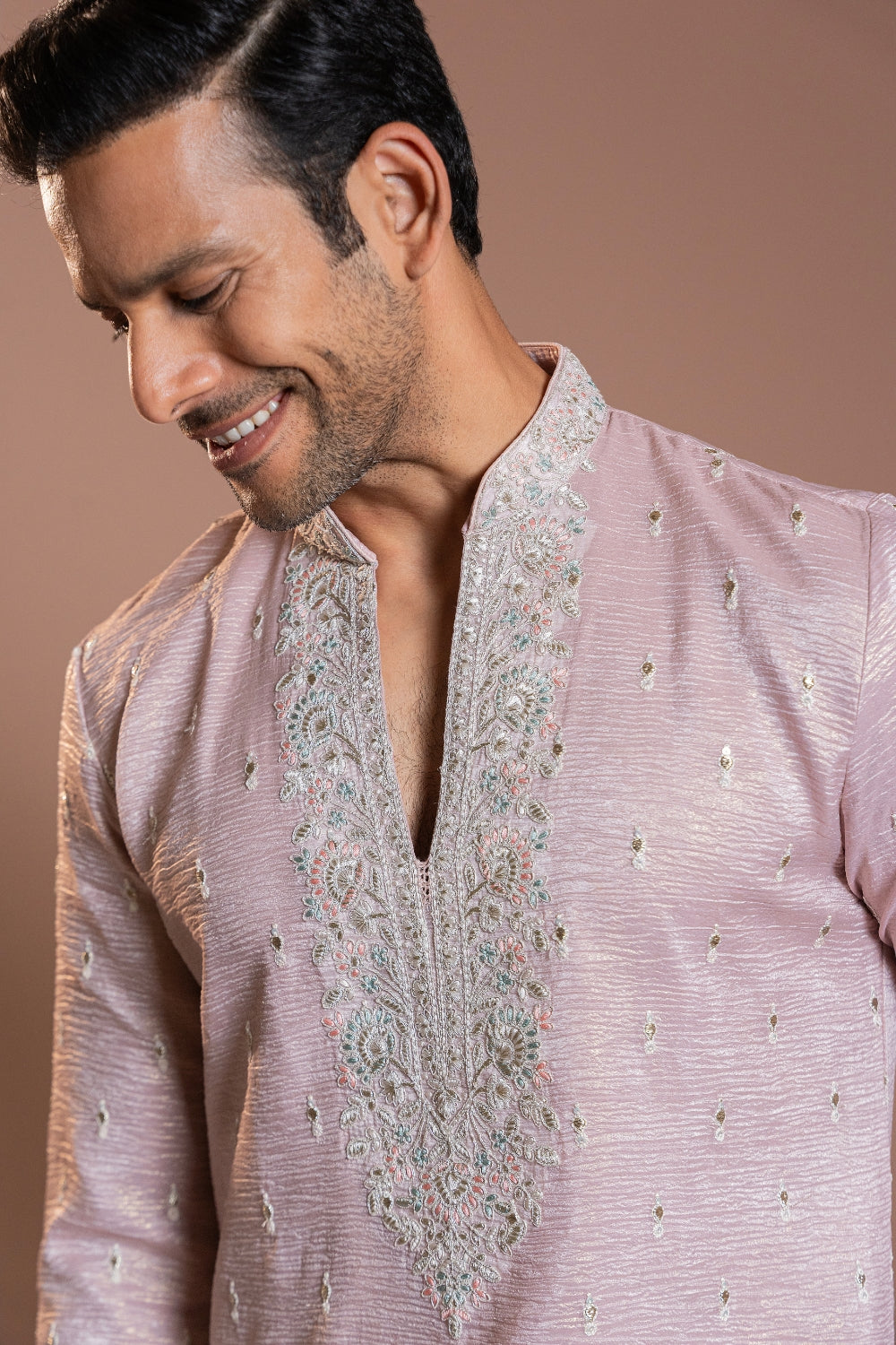 Light Pink Crepe Silk Kurta Set With Sequins And Resham Embroidery