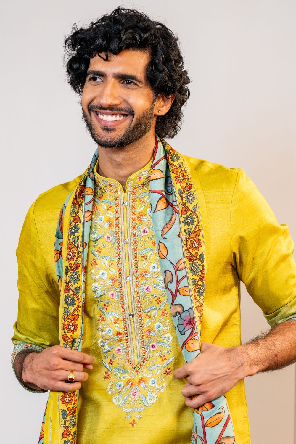 Ombre Silk Kurta Set With Mirror And Resham Embroidery