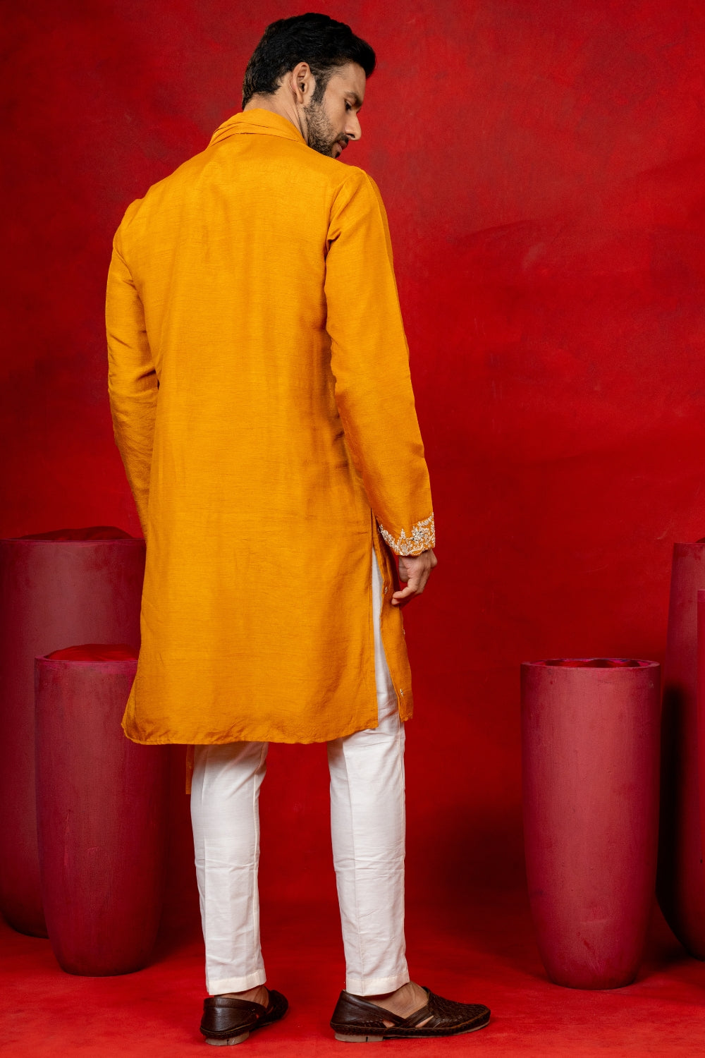 Silk Kurta Set With Mirror And Thread Work