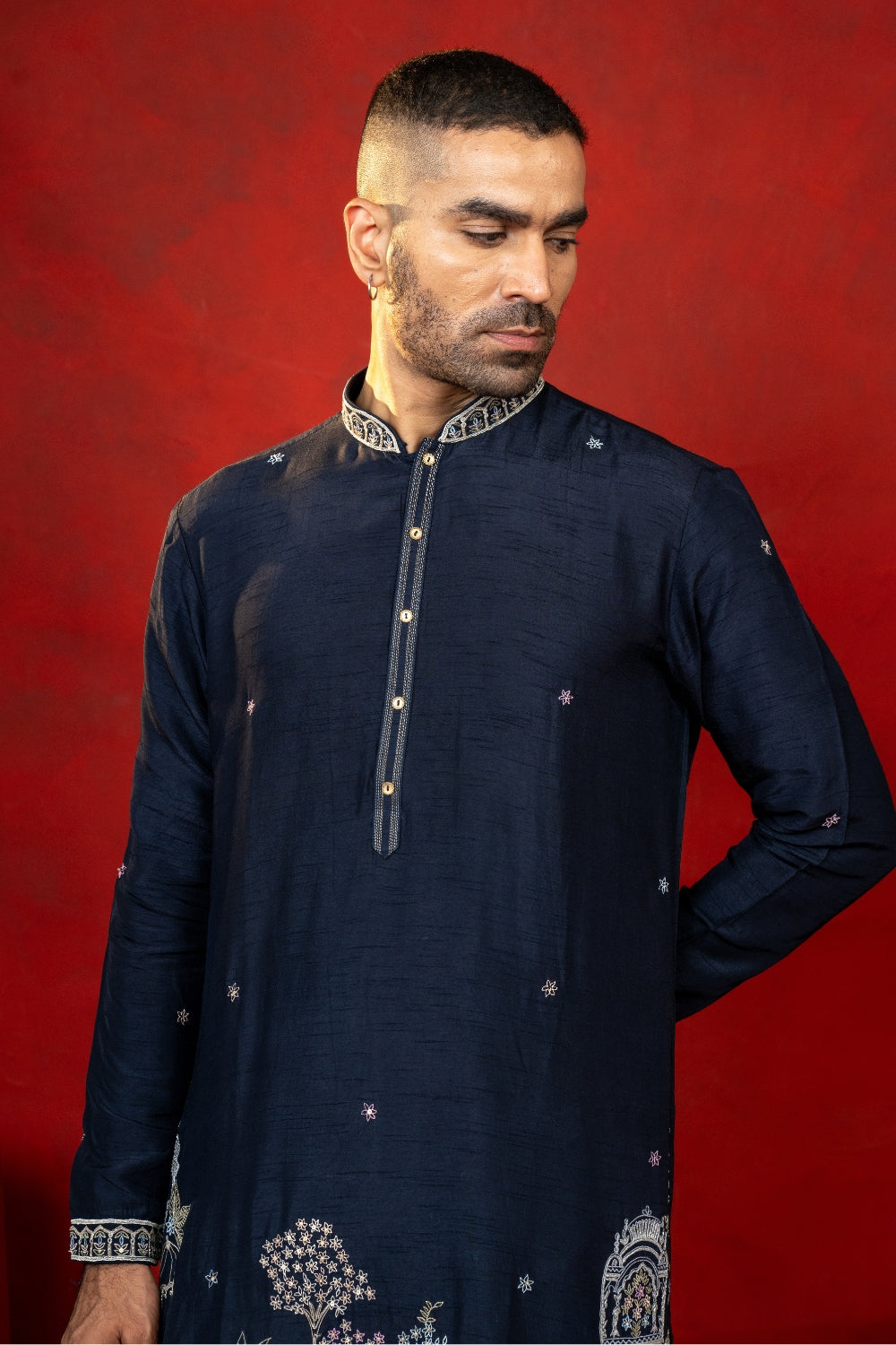 Silk Kurta Set With Sequins And Thread Embroidery
