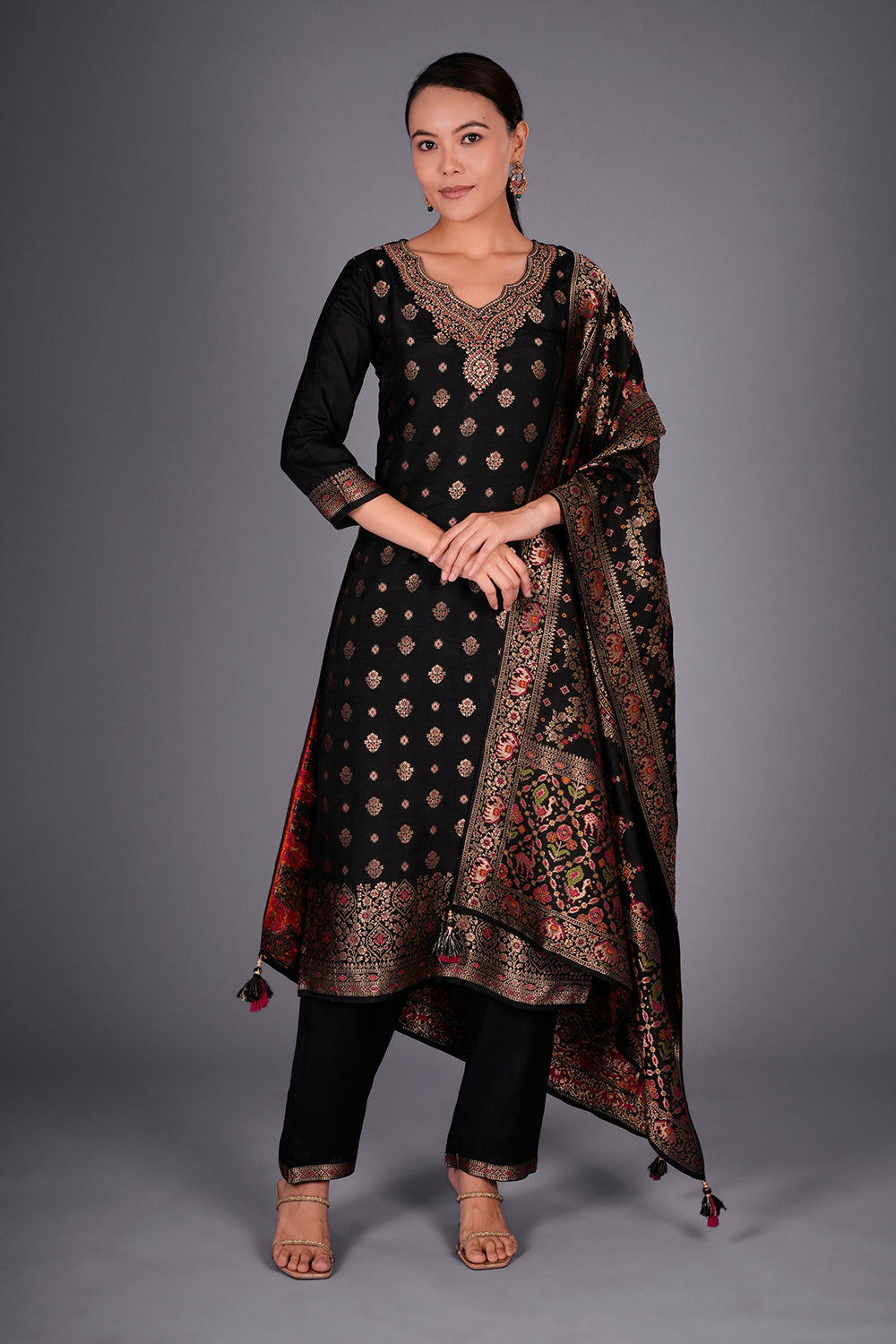 Black Banarasi Kurta Set with Buti Embroidery