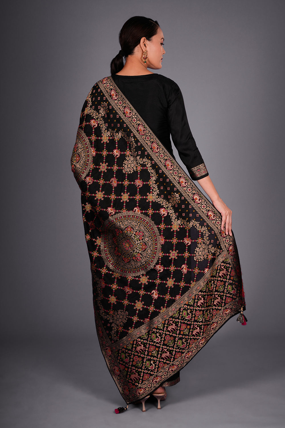 Black Banarasi Kurta Set with Buti Embroidery