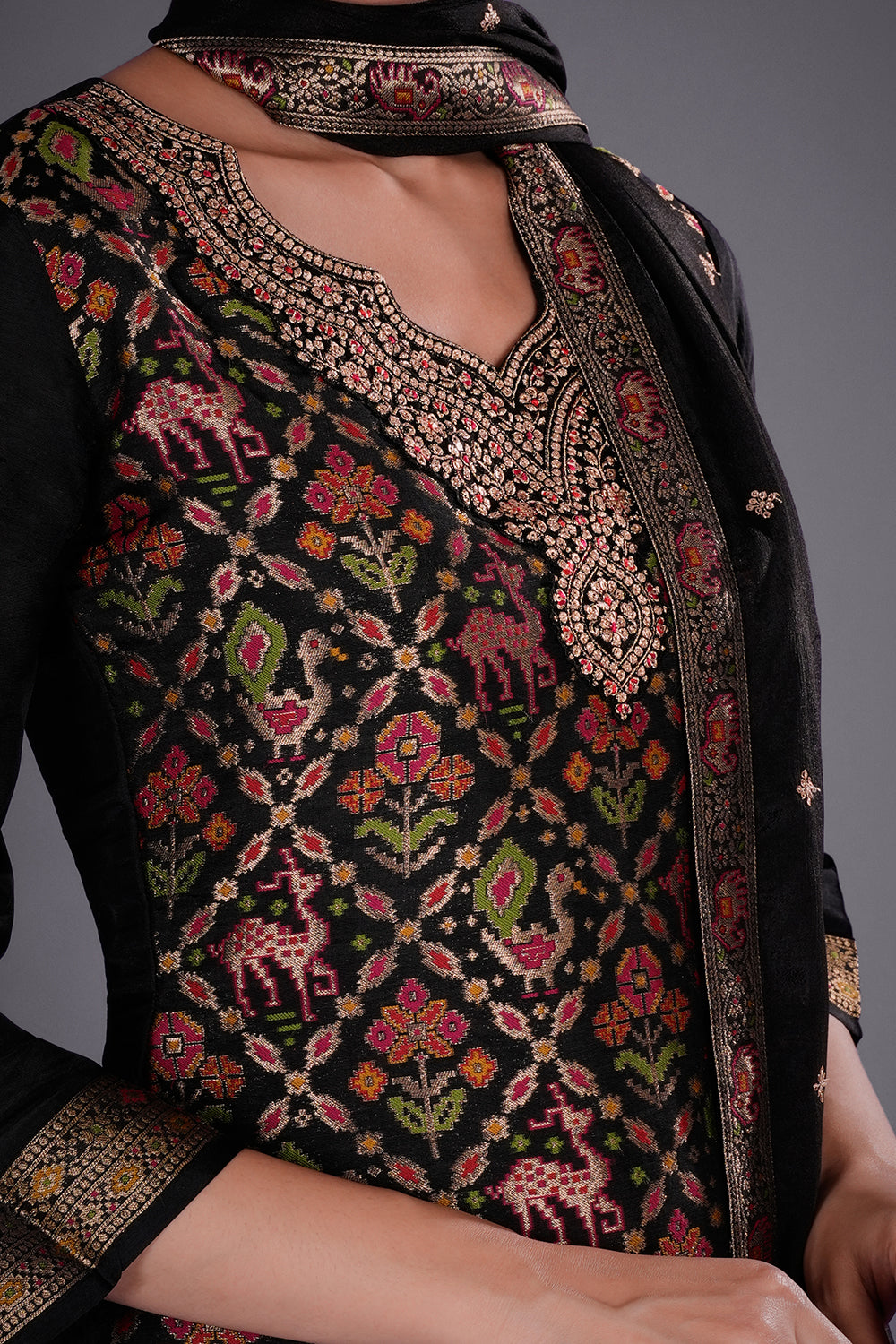 Black Banarasi Multicolour Short Kurta Set with Zari Embroidery