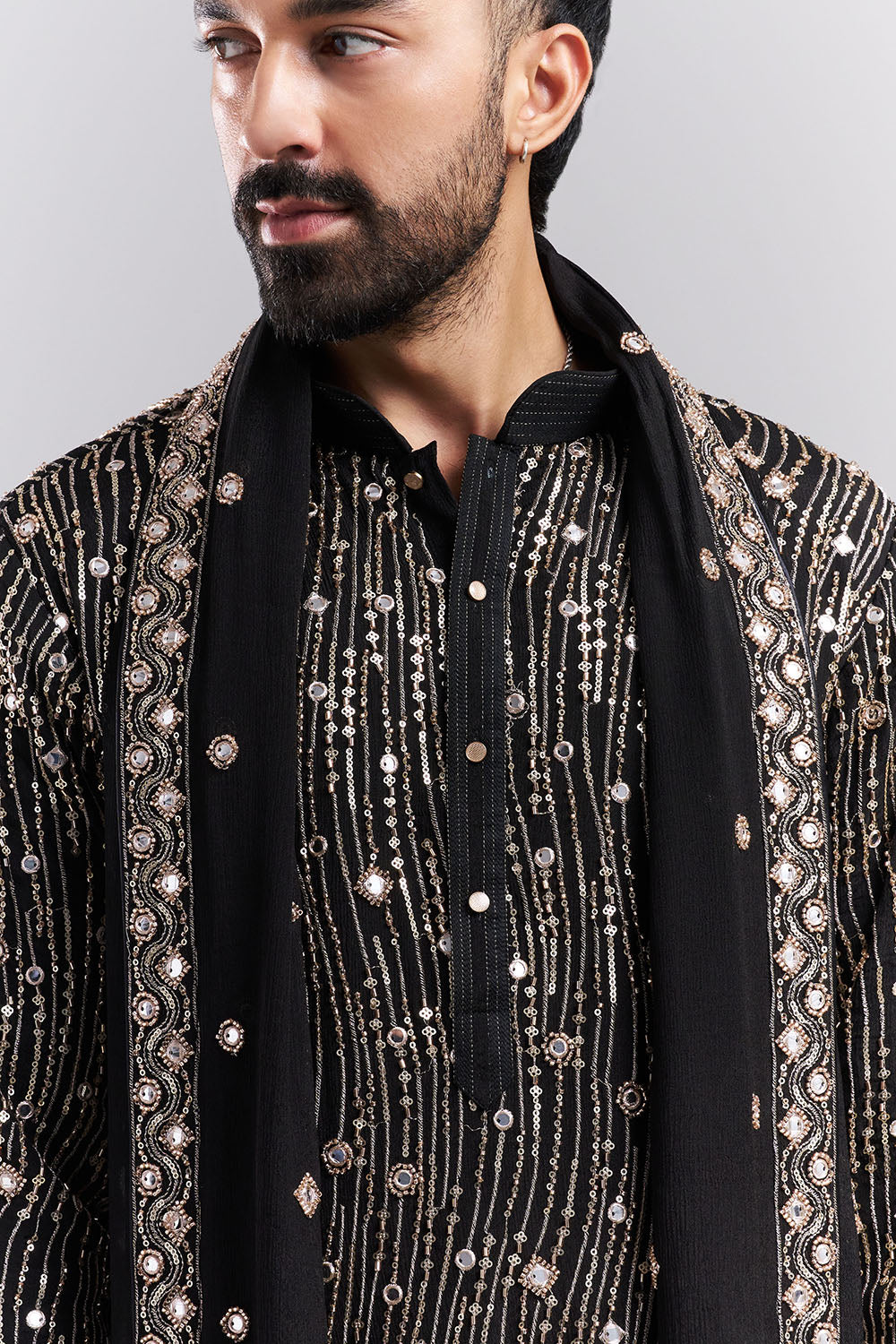 Black Chiffon Men's Kurta Set With Cascading Embellishments