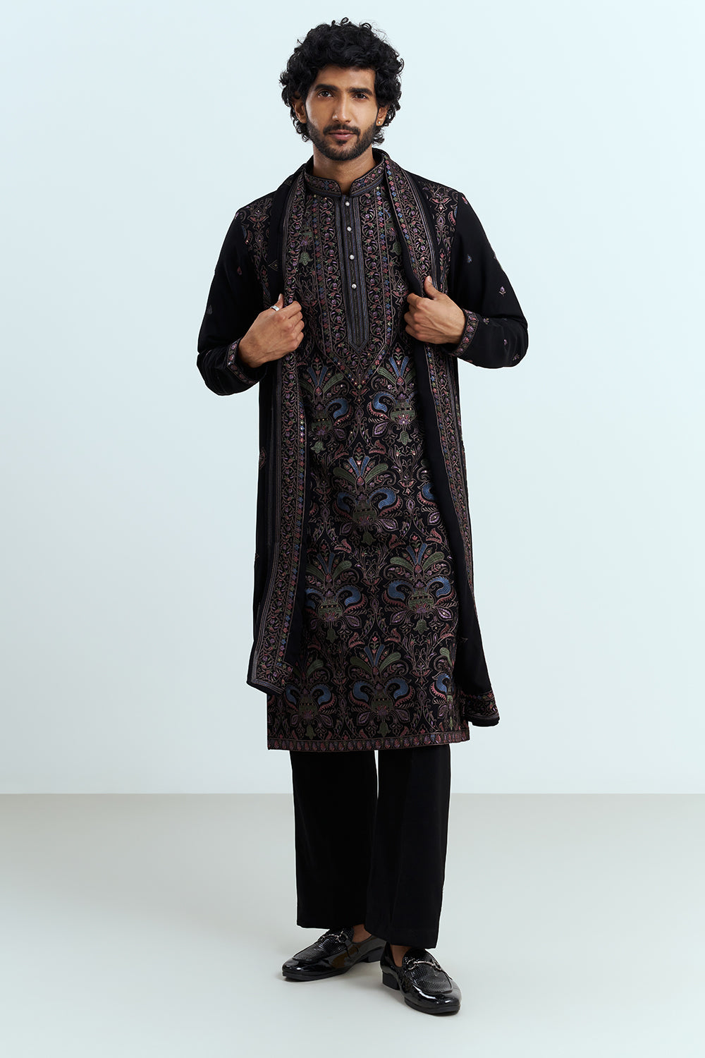 Black Embroidered Men's Kurta Set