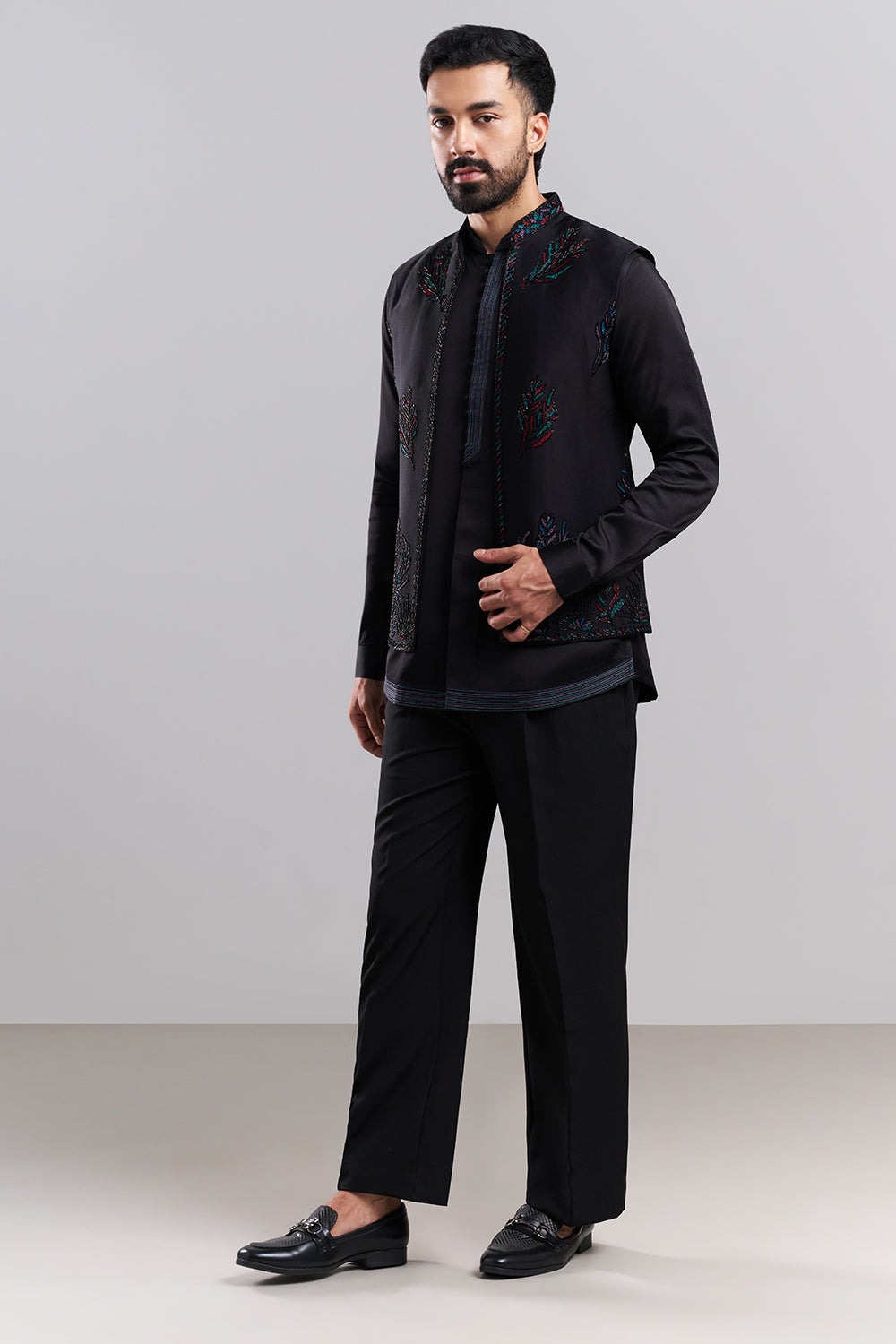 Black Linen Men's Indo-Western Set with Resham Detailing