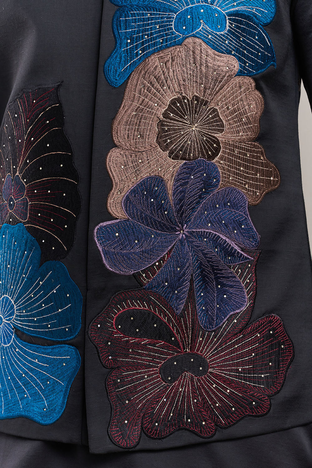 Black Nokia Silk Floral Appliqué Men's Kurta with Jacket