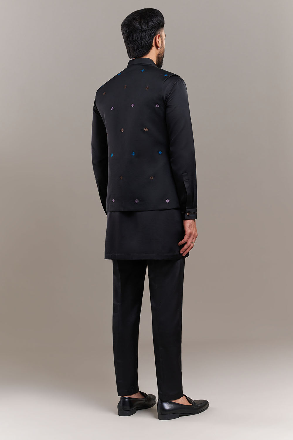 Black Nokia Silk Floral Appliqué Men's Kurta with Jacket