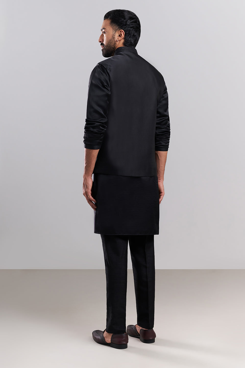 Black Nokia Silk Men's Kurta Set with Sequin-Detailed Jacket