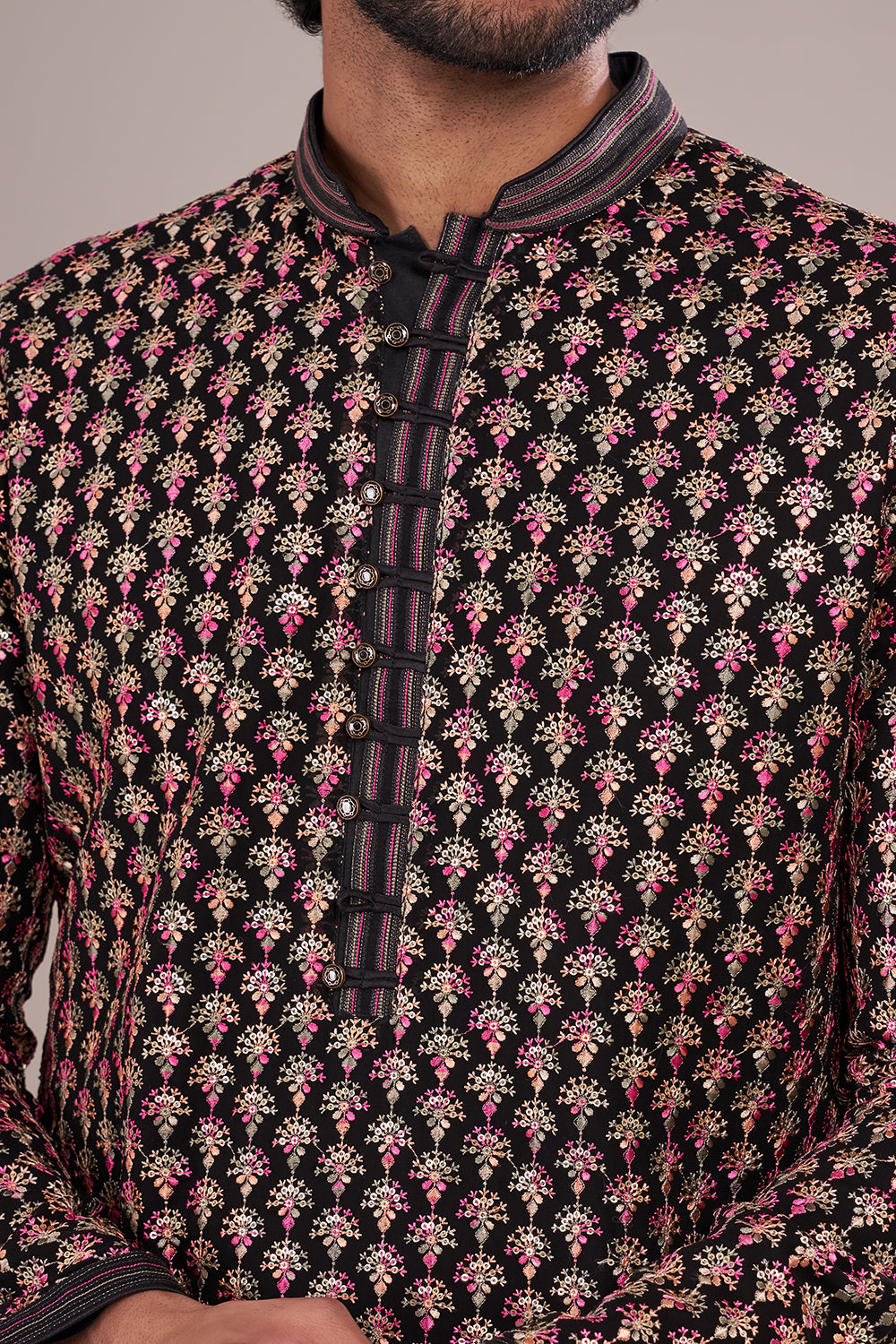 Black Silk Blend Men's Kurta Set with Floral Work