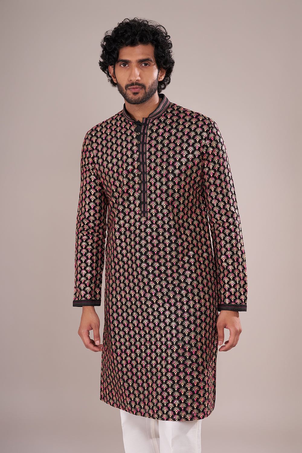 Black Silk Blend Men's Kurta Set with Floral Work