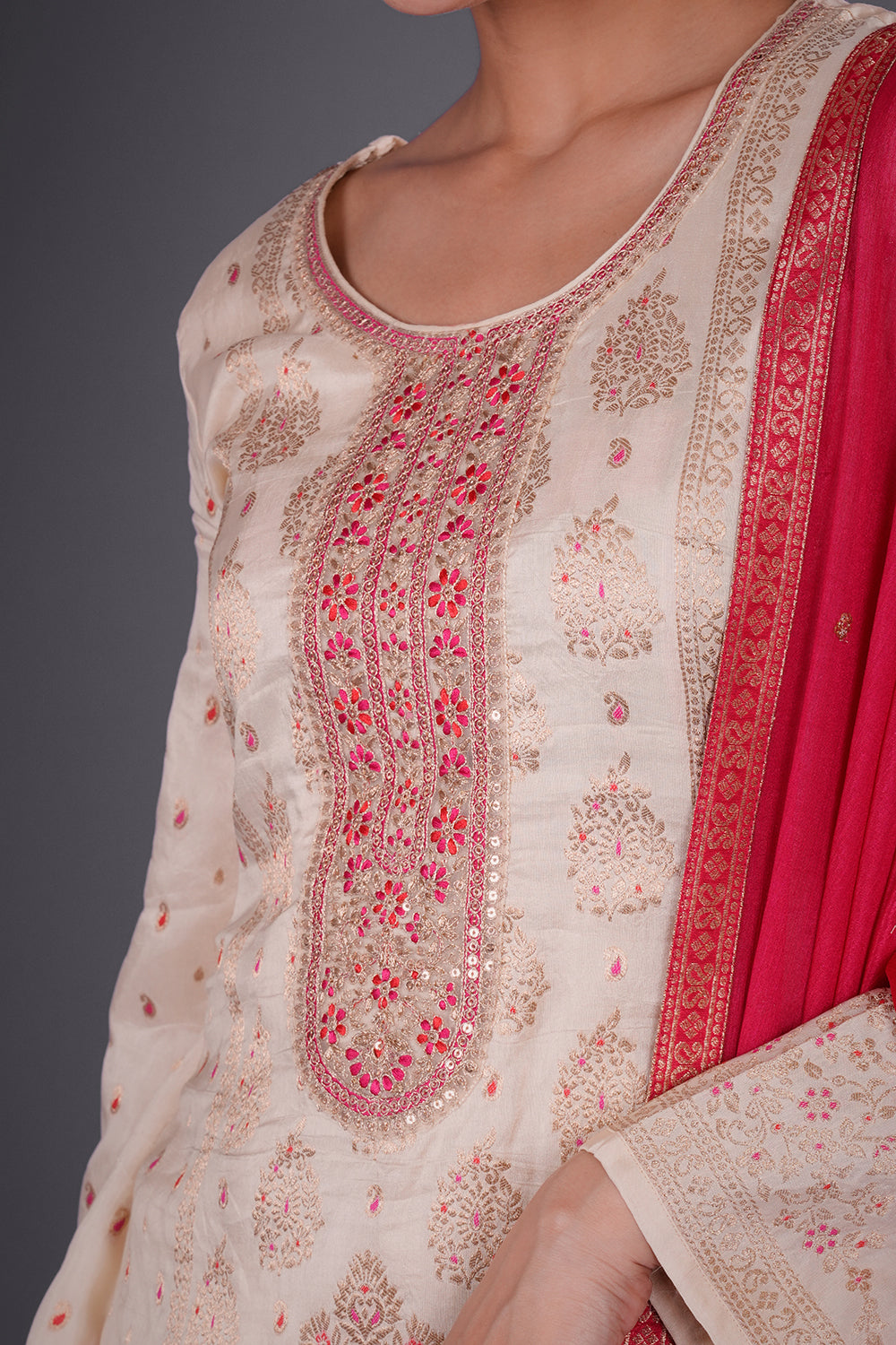 Cream Banarasi Kurta Set with Zari Embroidery