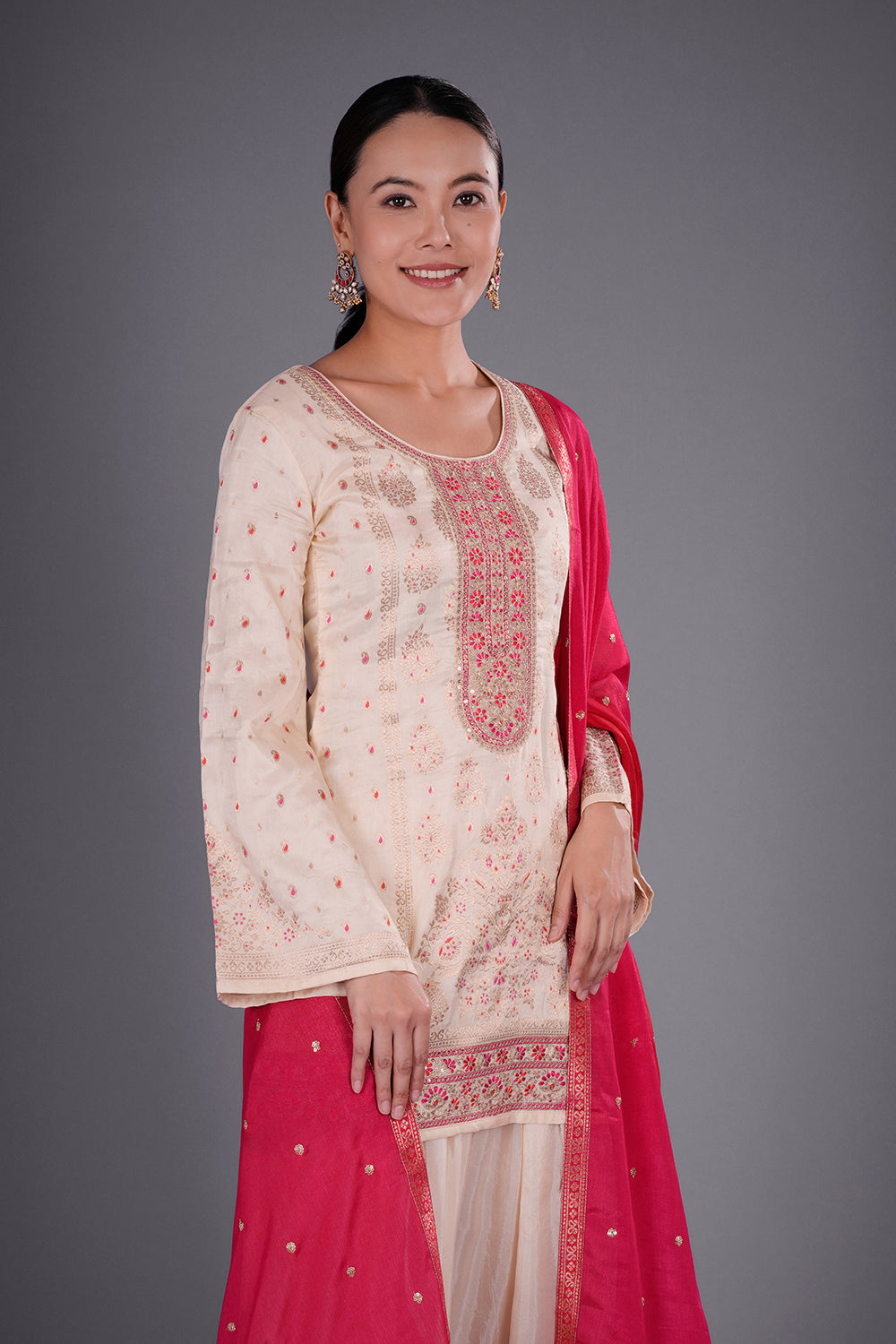 Cream Banarasi Kurta Set with Zari Embroidery