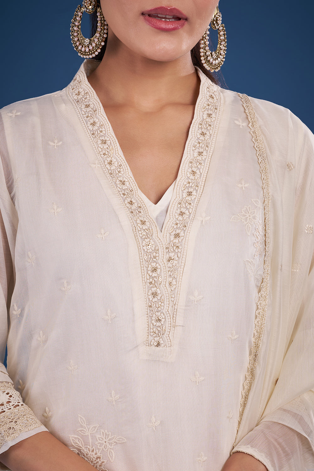 Cream Chanderi Kurta Set with Lace Embroidery