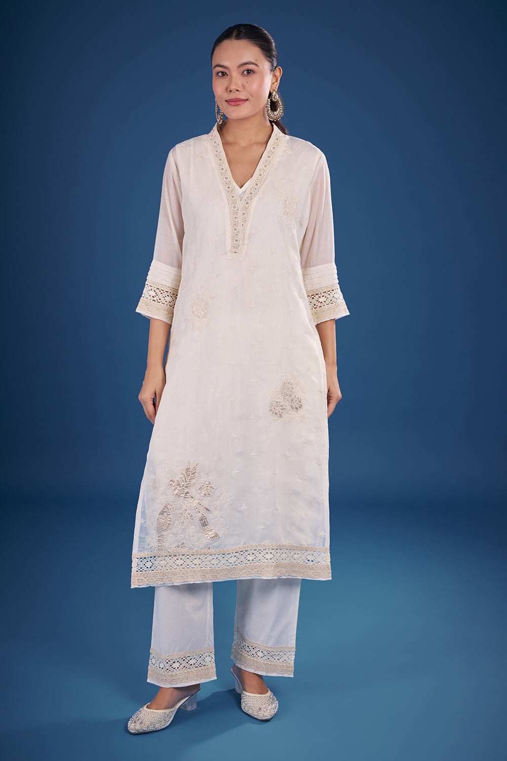 Cream Chanderi Kurta Set with Lace Embroidery