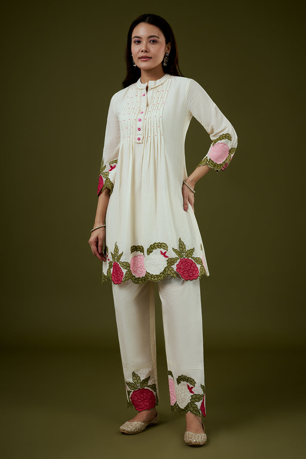 Cream Mul Cotton Coord Set with 3D Floral Work