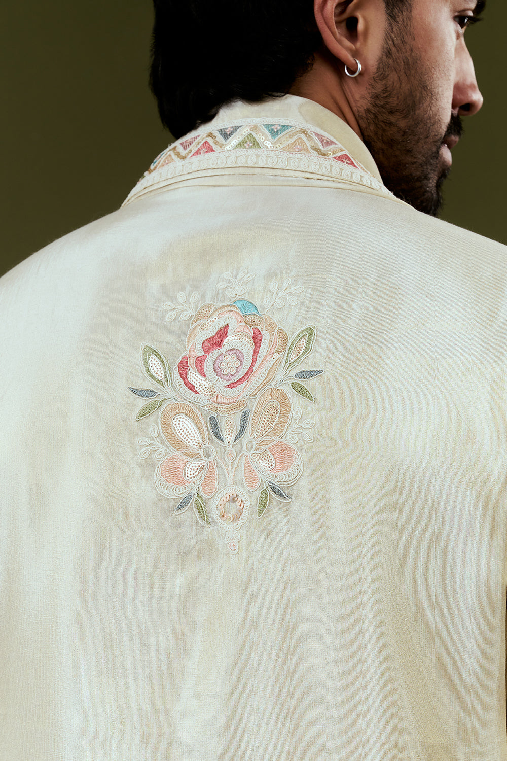 Cream Shimmer Tissue Kurta Set with Minimalist Multicoloured Embroidery