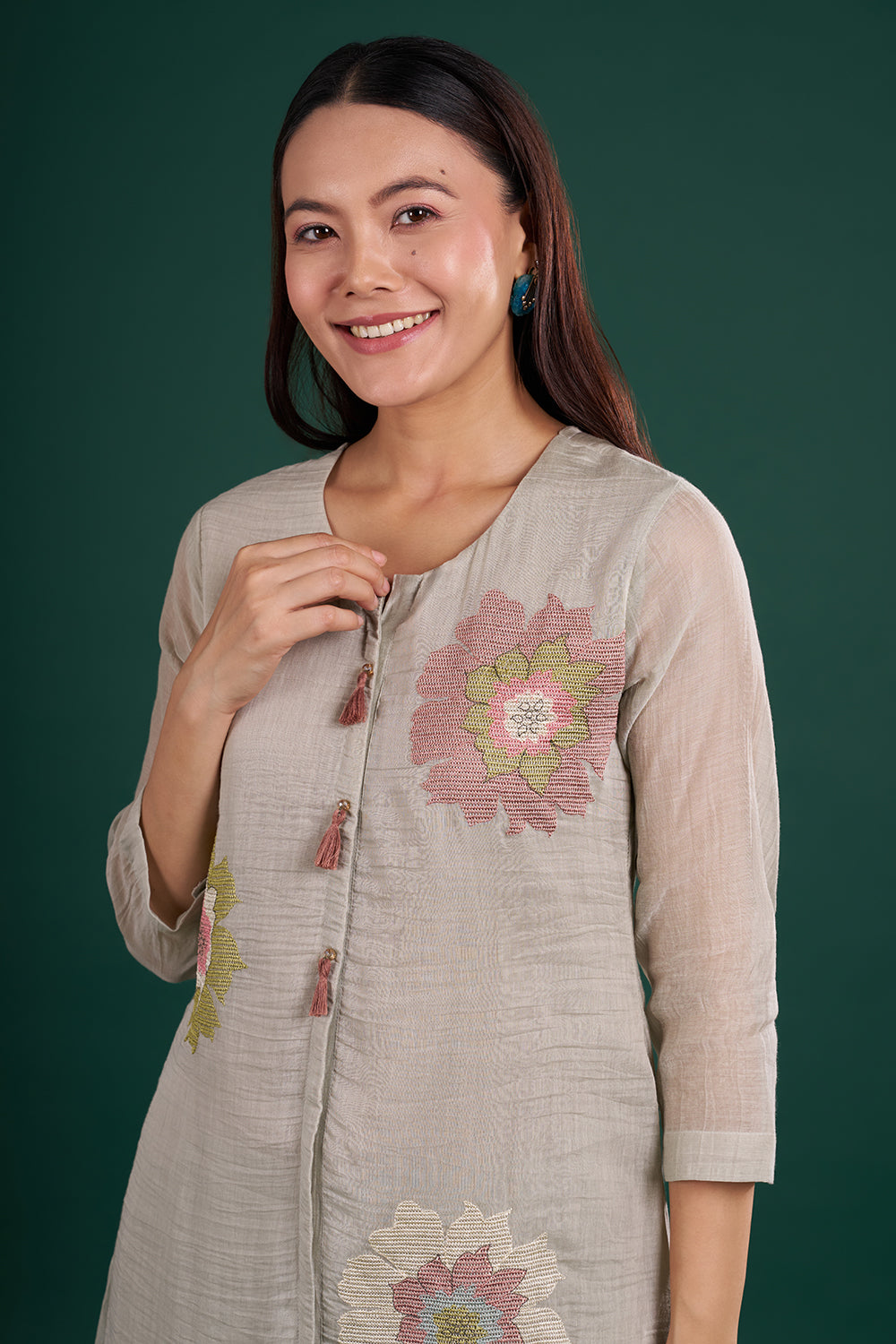 Dusty Grey Muslin Kurta Set with Floral Thread Embroidery