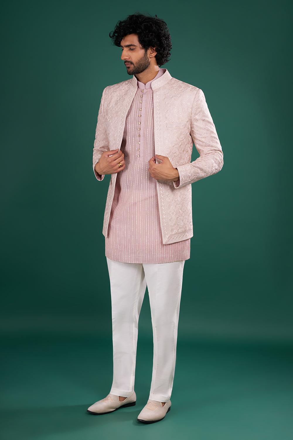 Dusty Pink Embroidered Silk Blend Kurta Set With Ivory Jacket