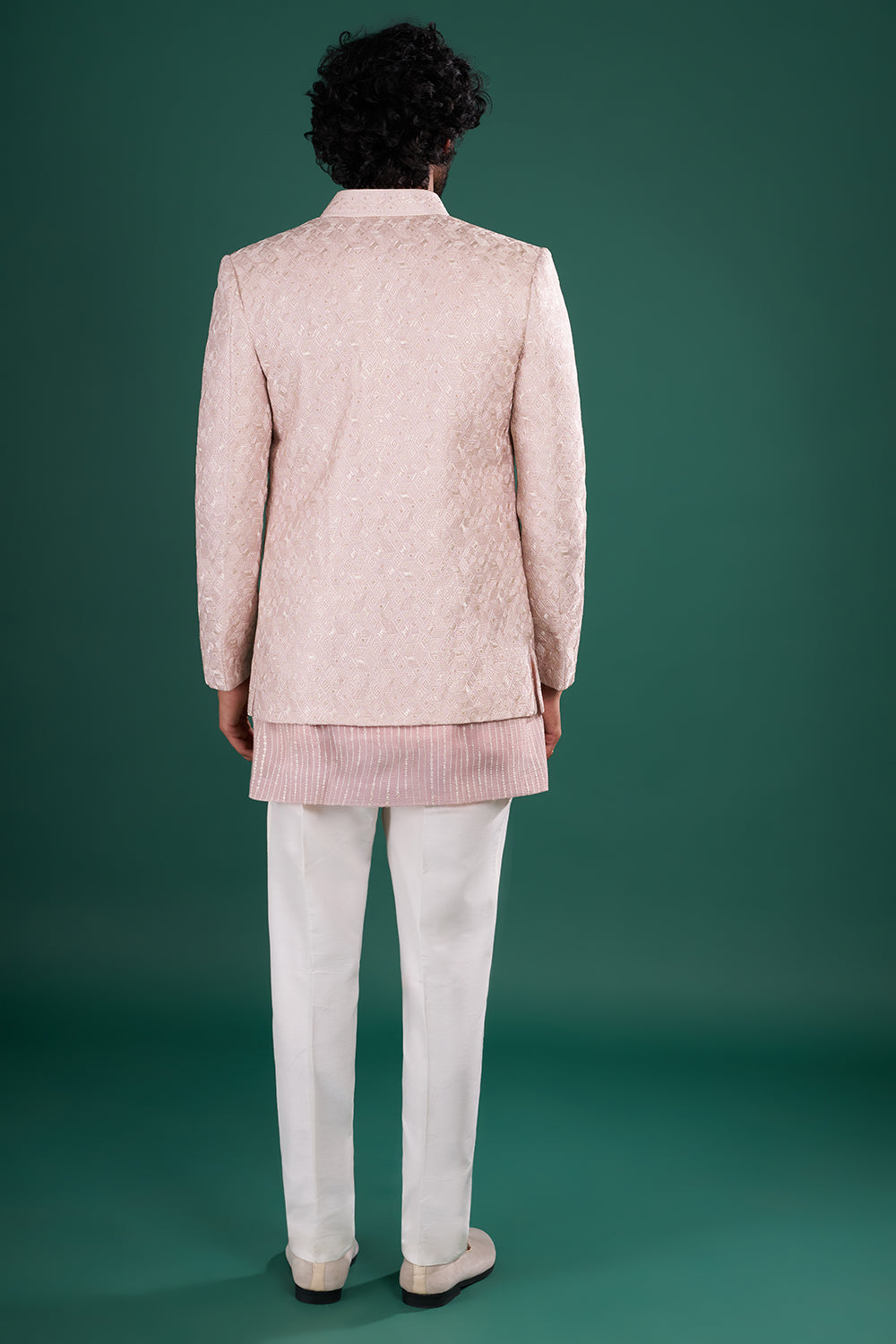 Dusty Pink Embroidered Silk Blend Kurta Set With Ivory Jacket