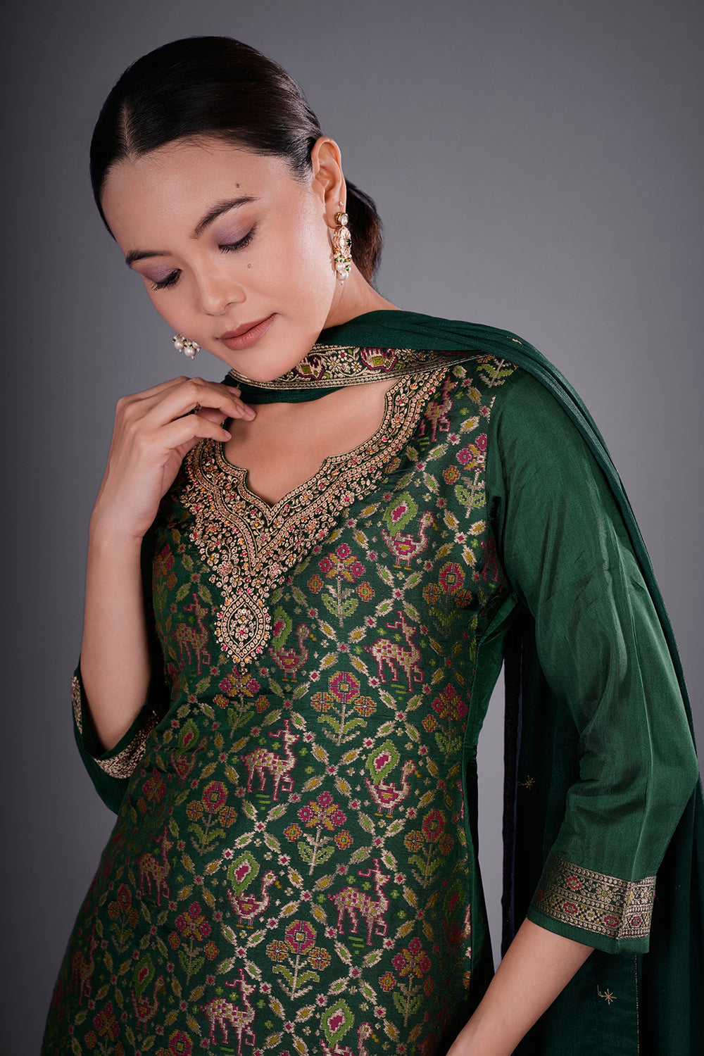 Emerald Green Pure Silk Banarasi Kurta Set with Resham Embroidery