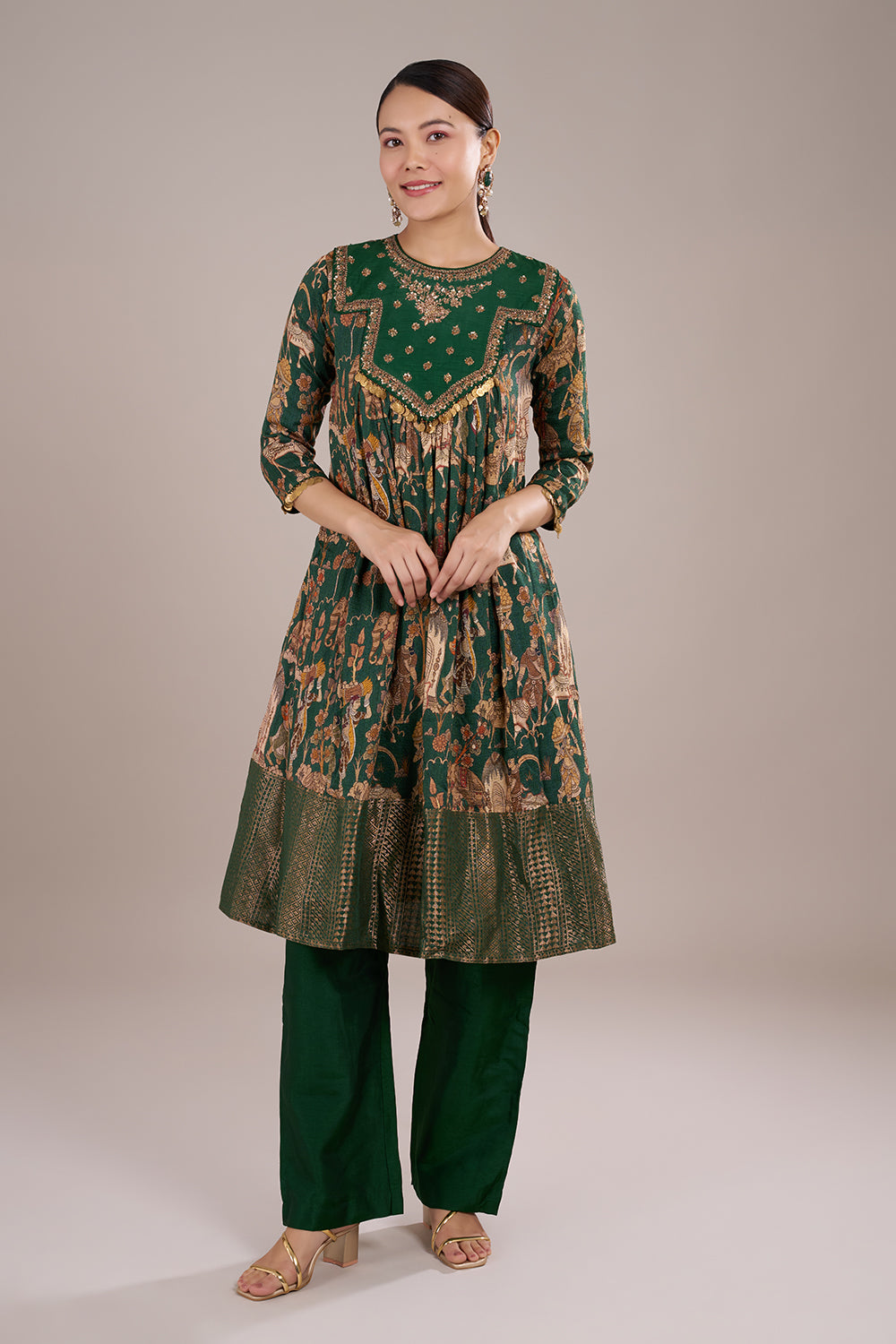 Emerald Green Silk Blend Printed Kurta Set with Zari Embroidery