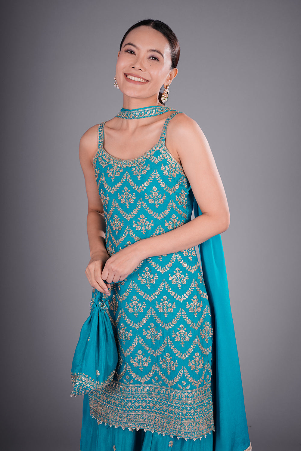 Firozi Crepe Kurta Set with Zari Embroidery
