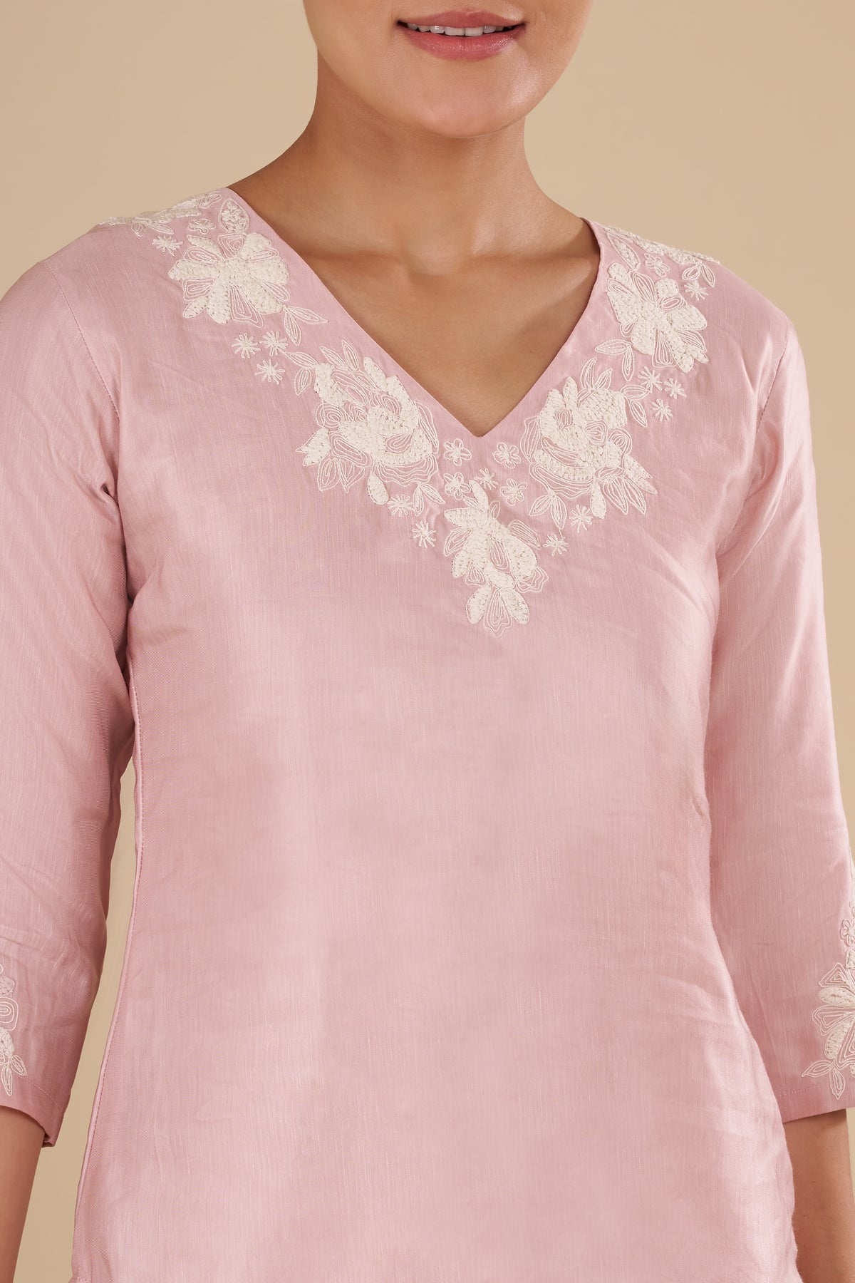 Floral Threadwork Blush Pink Chanderi Kurta Set