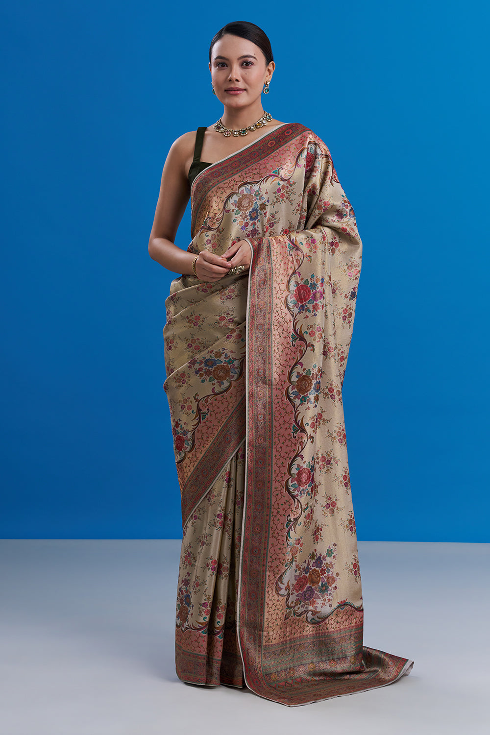 Ivory Banarasi Silk Saree with Floral Motifs And Unstitched Blouse