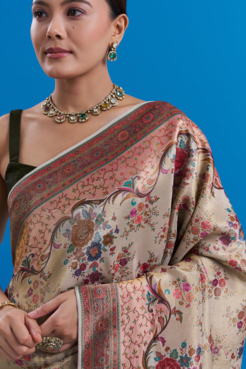 Ivory Banarasi Silk Saree with Floral Motifs And Unstitched Blouse