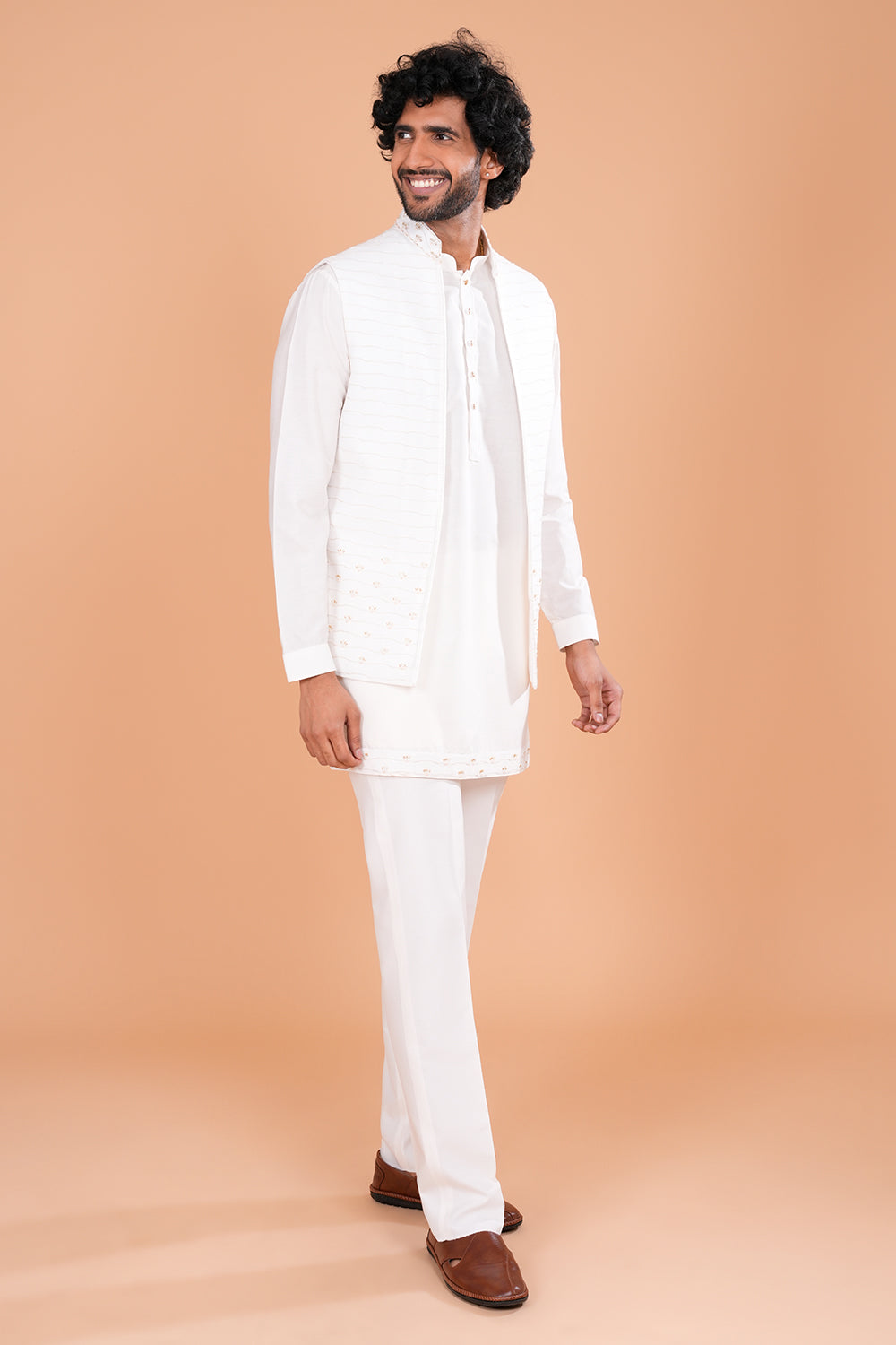 Ivory Embroidered Regal Men's Kurta Set