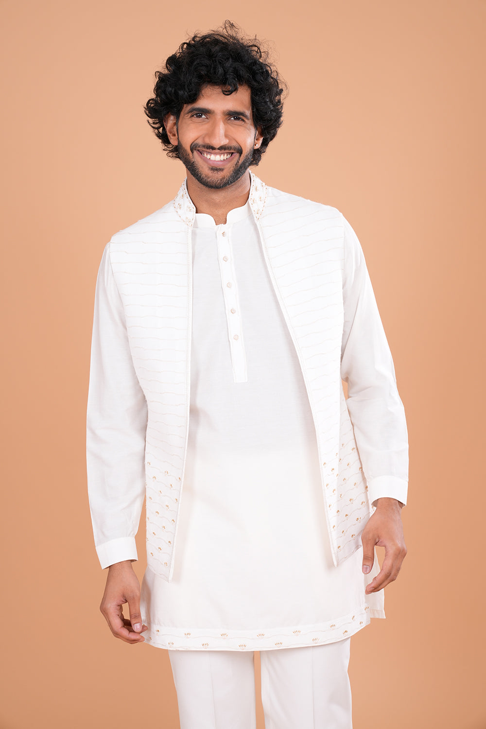 Ivory Embroidered Regal Men's Kurta Set
