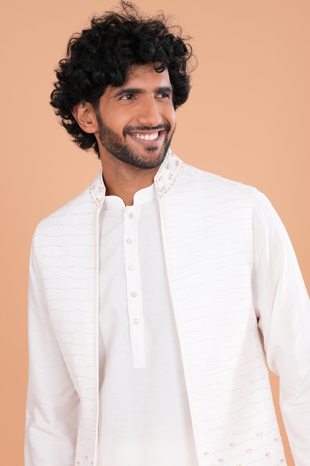 Ivory Embroidered Regal Men's Kurta Set