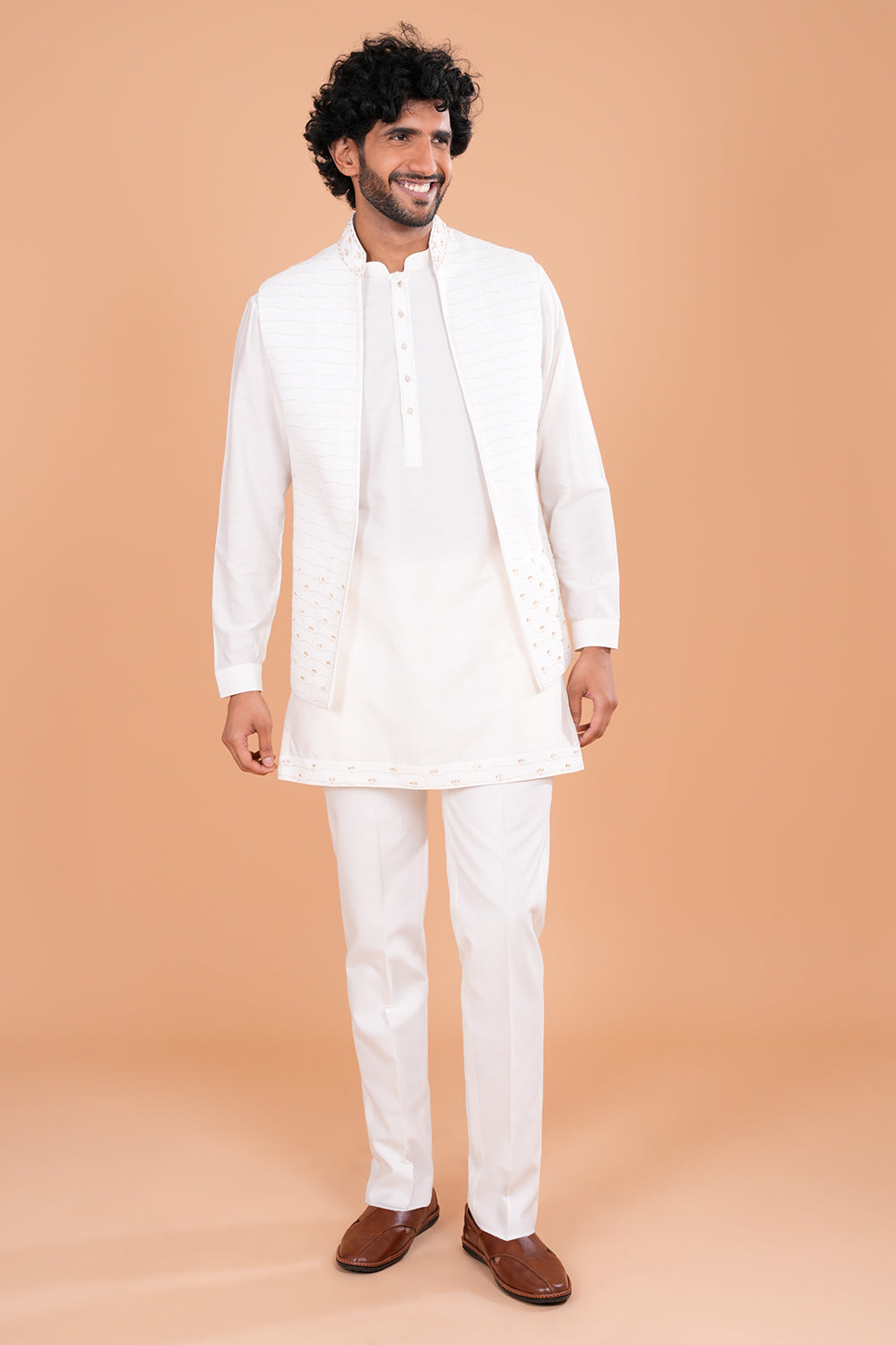 Ivory Embroidered Regal Men's Kurta Set