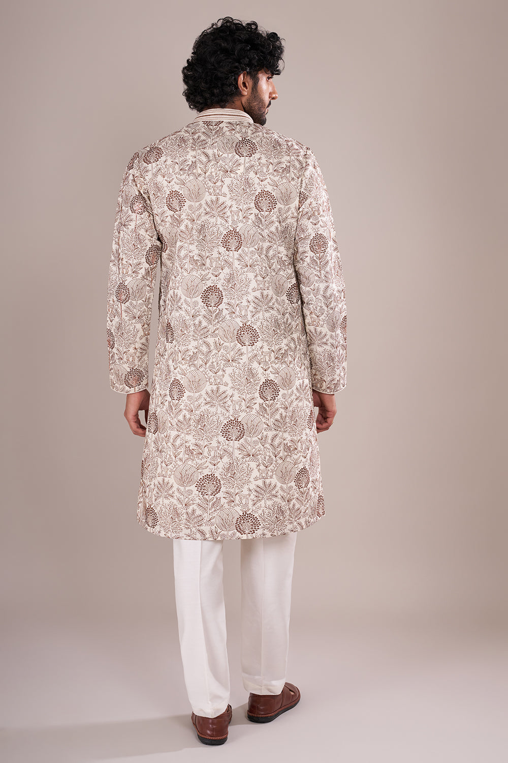 Ivory Silk Blend Men's Kurta Set with Nature-Inspired Threadwork