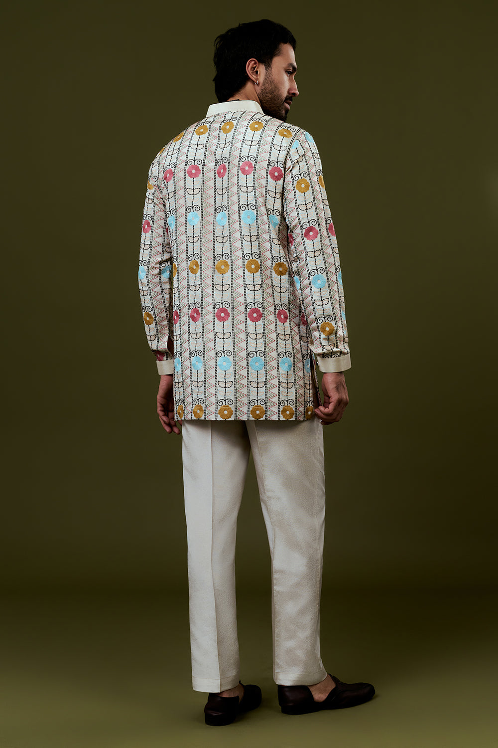 Ivory Tissue Kurta Set with Resham Embroidery