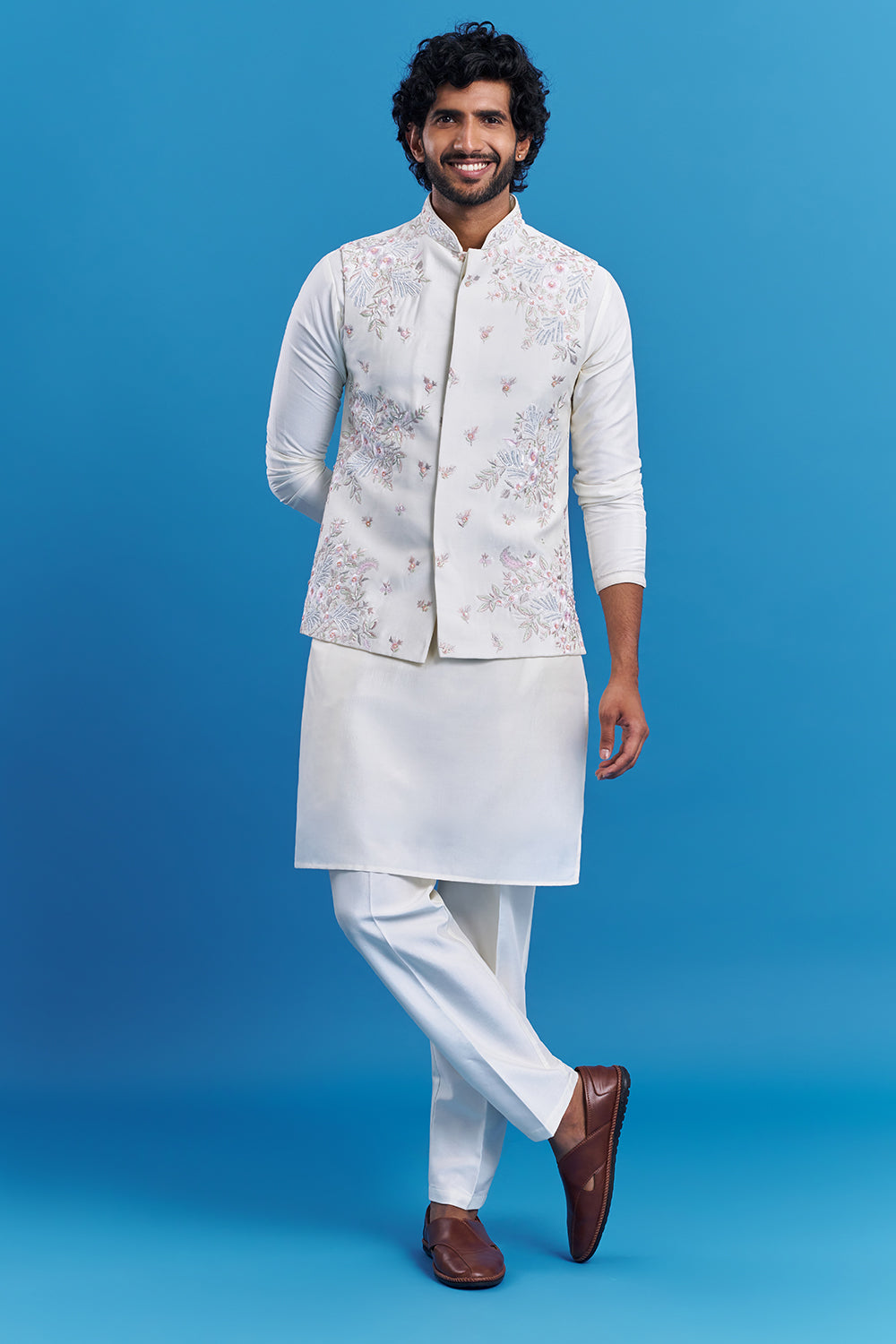 Ivory White Floral Embroidered Men's Kurta Set