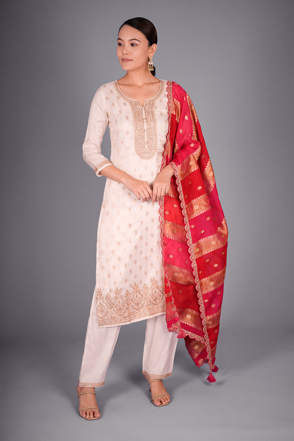Ivory Zari Buti Kurta Set with Gold Zari Work and Scalloped Borders