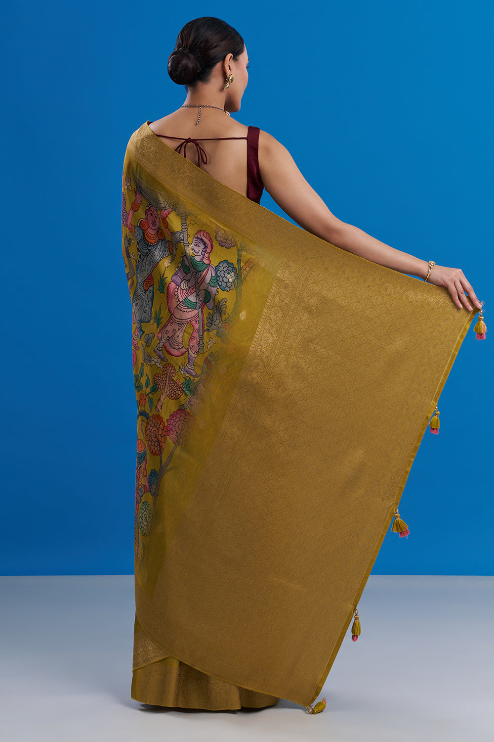 Mehendi Green Banarasi Geometrical Print Saree And Unstitched Blouse