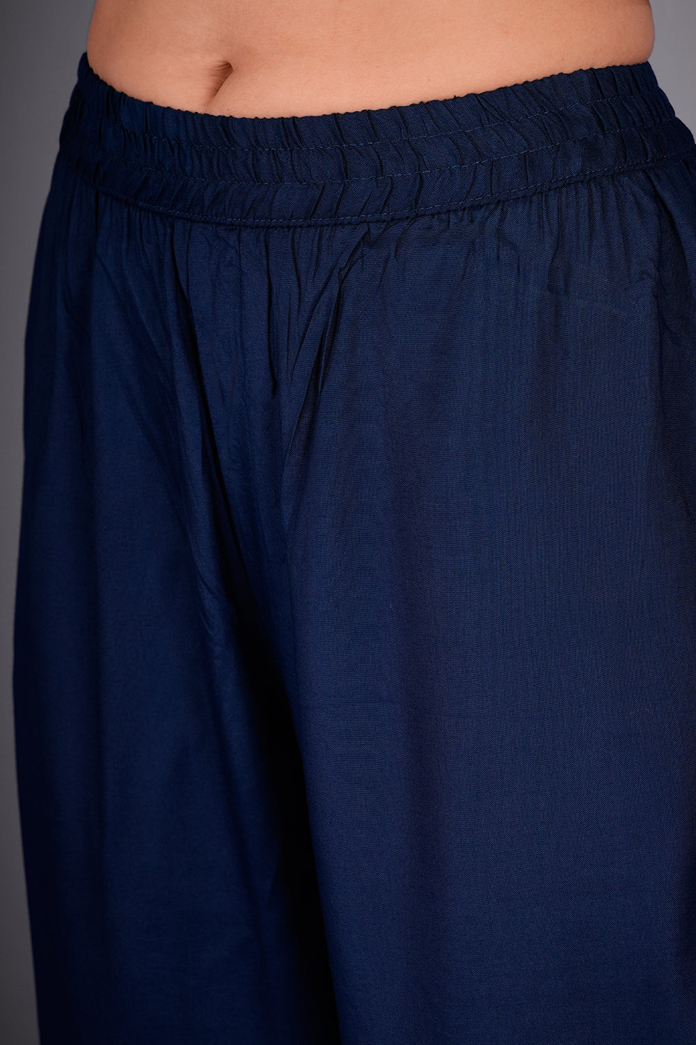 Navy Blue Silk Blend Kurta Set with Zari Embroidery and Woven Dupatta
