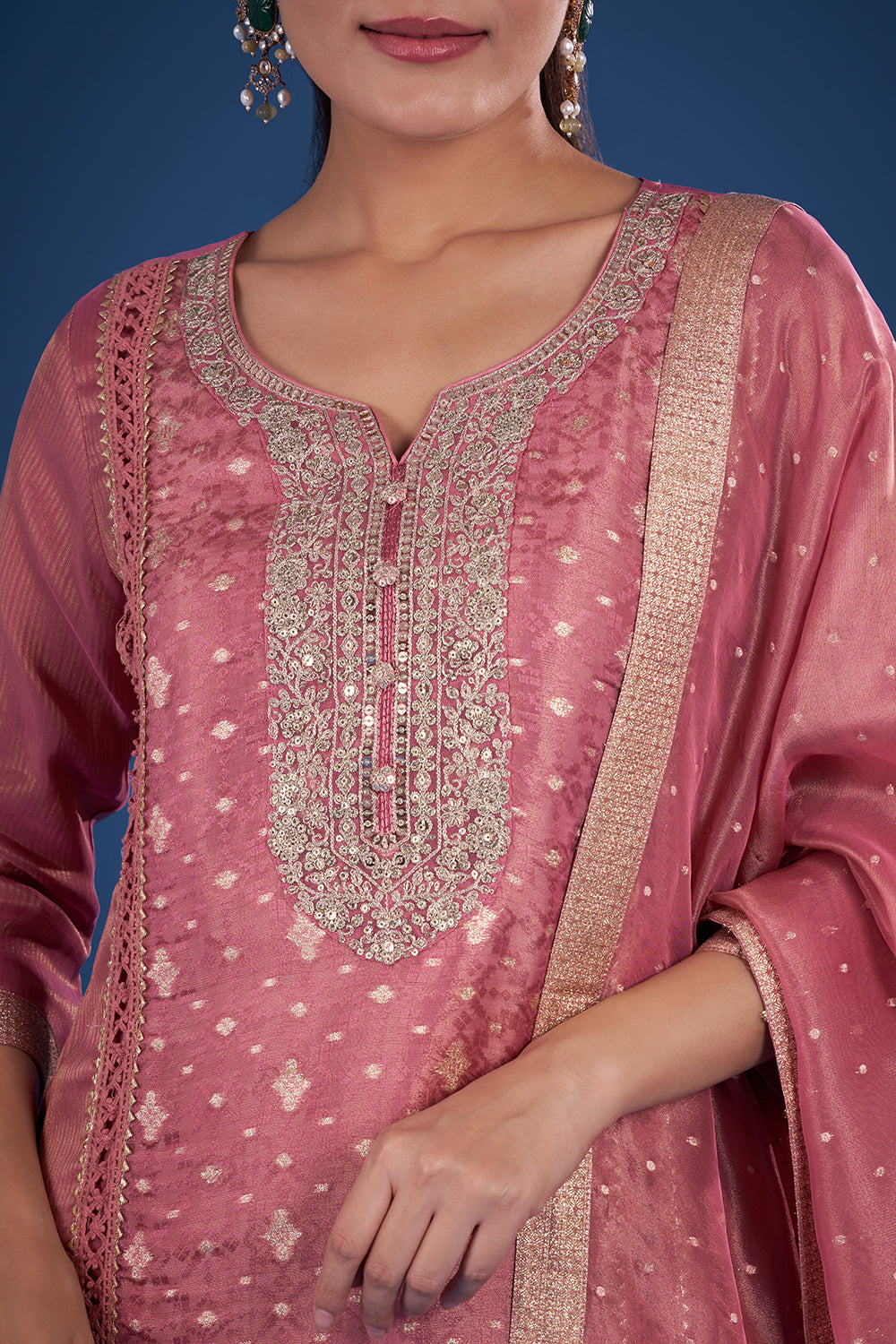 Onion Pink Chanderi Silk Kurta Set with Zari Embroidery