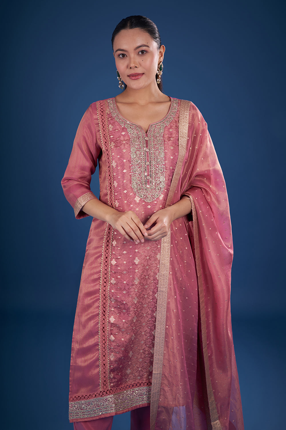 Onion Pink Chanderi Silk Kurta Set with Zari Embroidery