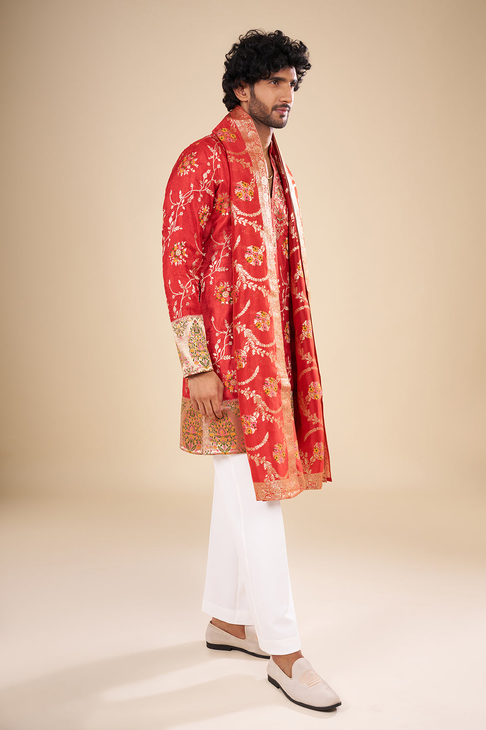 Red Silk Kurta Set with Zari Embroidery
