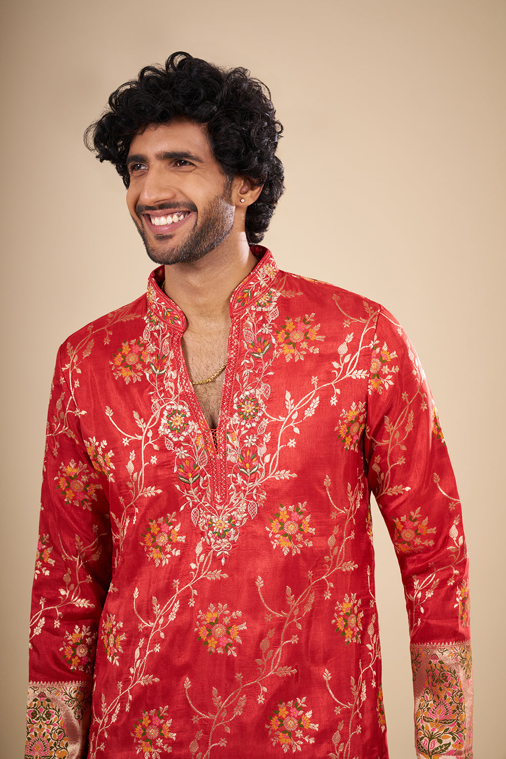 Red Silk Kurta Set with Zari Embroidery