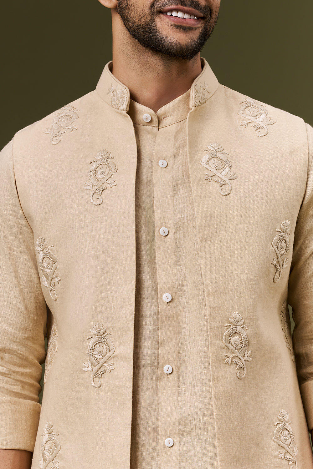 Sand Beige Linen Embroidered Bundi Set with Thread Work