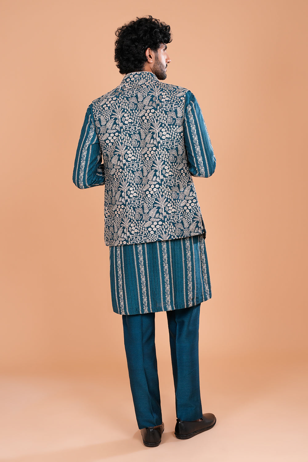 Teal Embroidered Statement Bundi Set