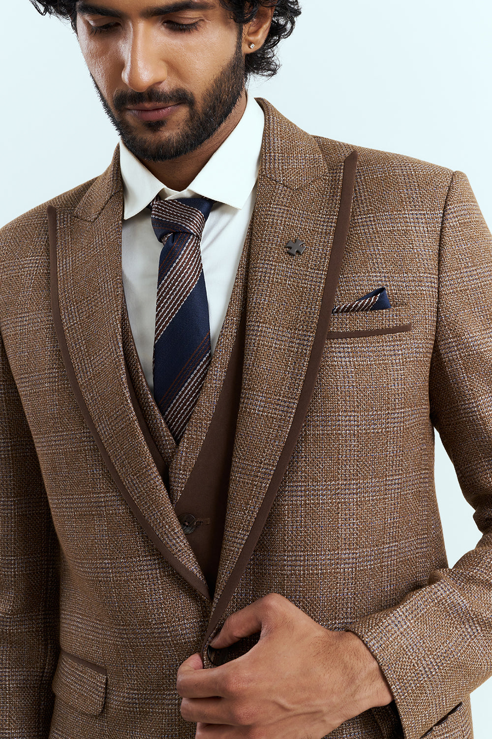 Warm Brown Textured Three-Piece Men's Suit Set